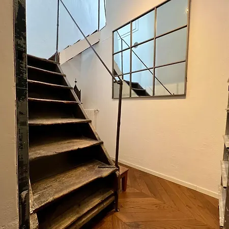 Big Historical Colonne Apartment *