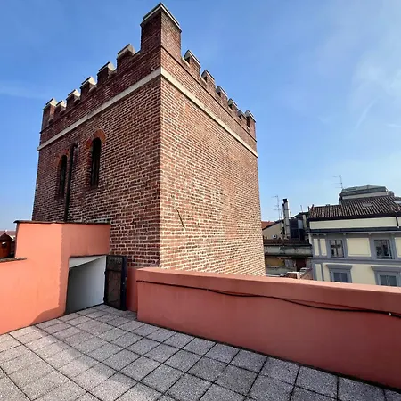 Big Historical Colonne Appartamento Milano